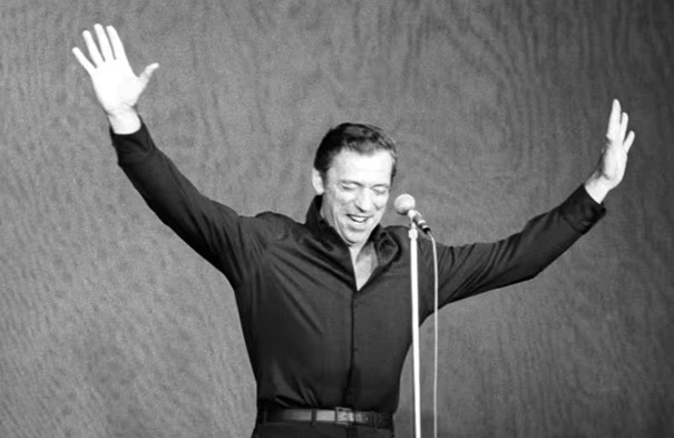 Yves Montand